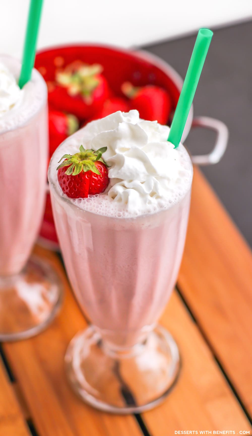 Healthy Homemade Strawberry Frappuccinos (refined sugar free, low fat, high protein) - Desserts with Benefits